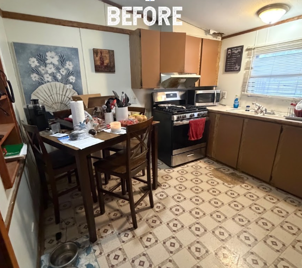 Kitchen Before Renovation